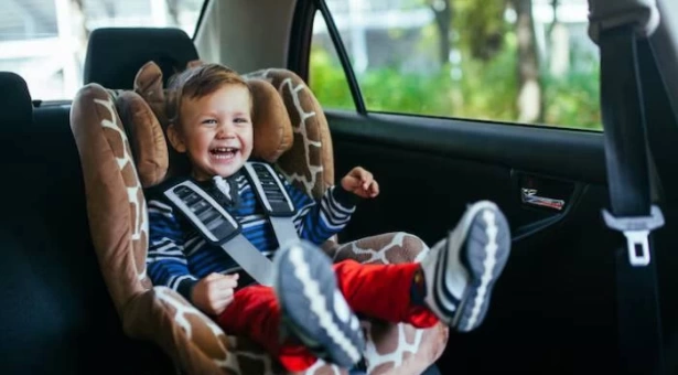 Viajar de carro com crianças: desfrute de conveniência e diversão em família